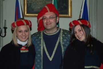 Bianco Levrin Giovanni - Damigelle  Daniela Szilaghi e Gabriella Silvestri